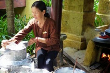 Chiếc cối đá xưa và nay